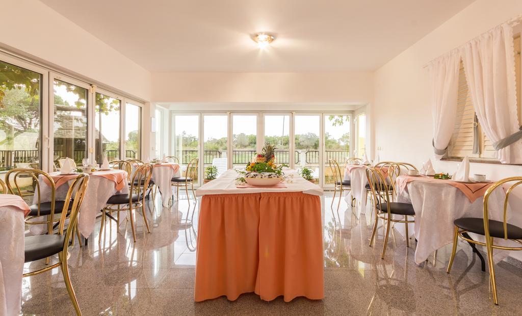 Apartments And Rooms Michaela Fazana Phòng bức ảnh