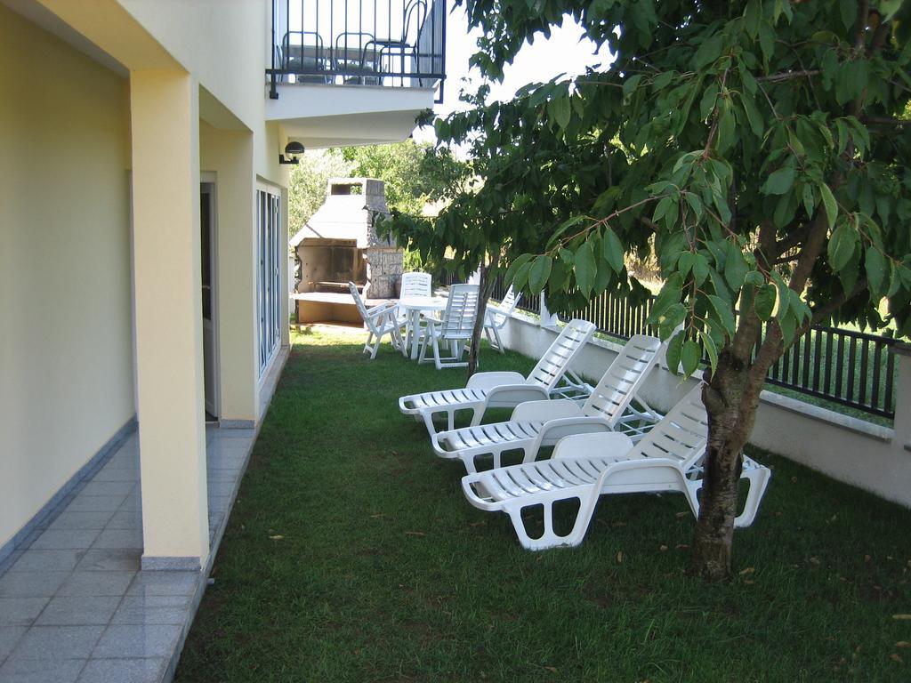 Apartments And Rooms Michaela Fazana Phòng bức ảnh
